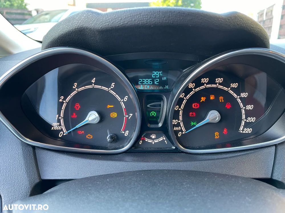 Ford Fiesta 1.0 EcoBoost Titanium - 20