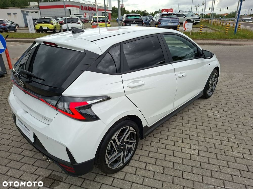 Hyundai i20 - 12