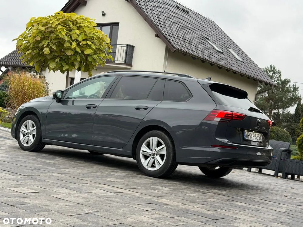 Volkswagen Golf VIII 2.0 TDI Life DSG - 10