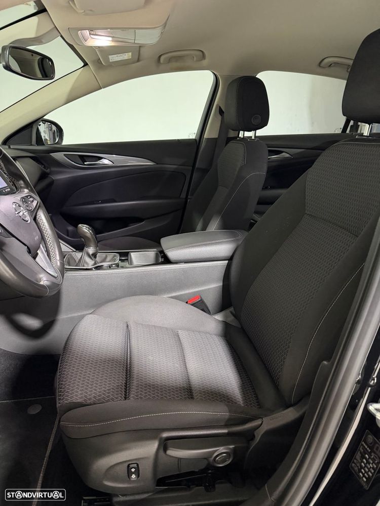 Opel Insignia Grand Sport - 9