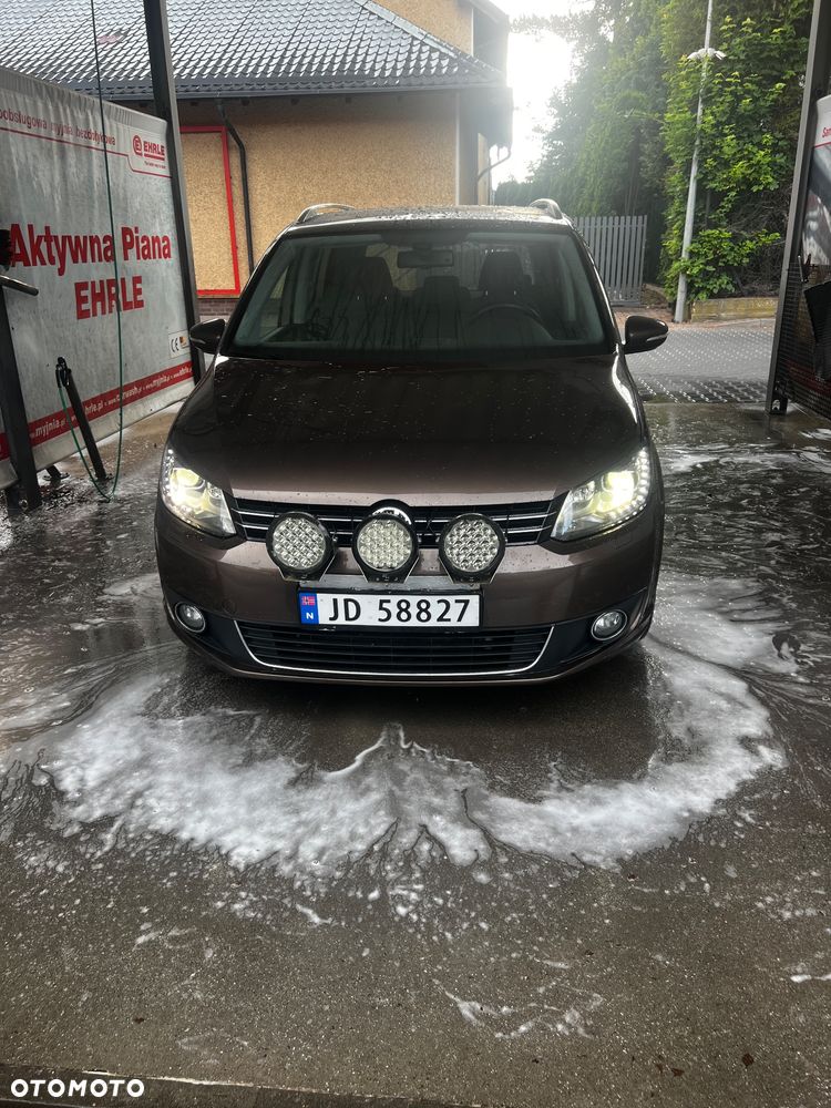 Volkswagen Touran 2.0 TDI DPF Highline DSG - 3