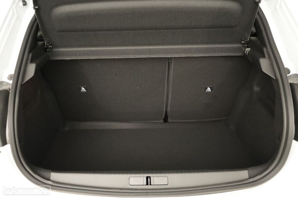 Peugeot 208 1.2 Hybrid Allure e-DCS6 - 23
