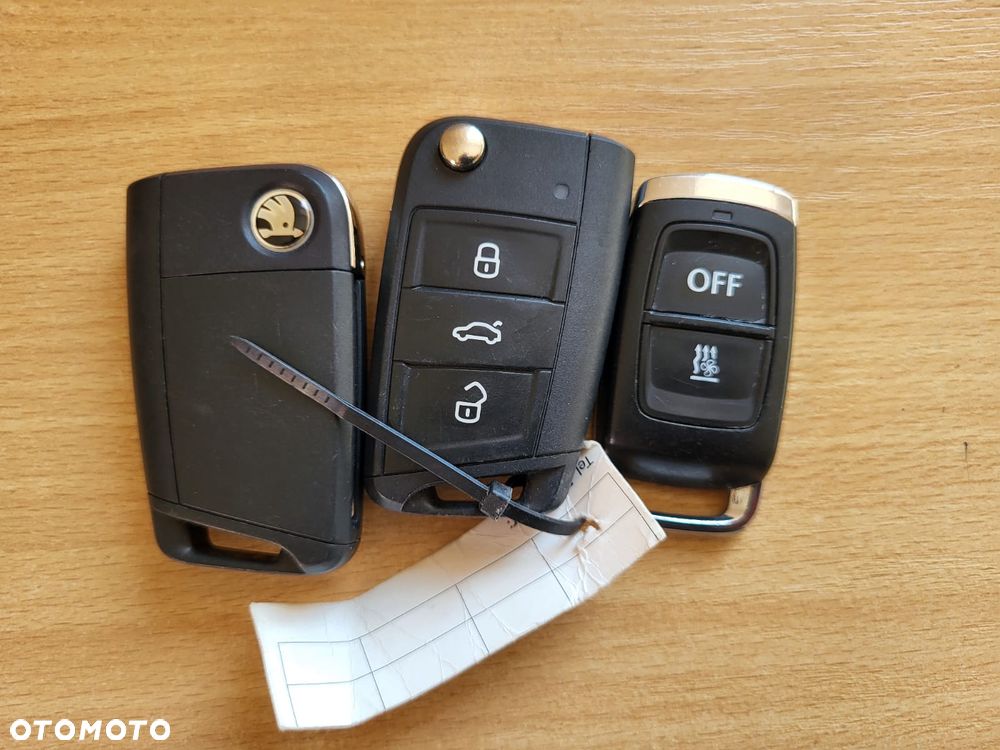 Skoda Karoq 1.5 TSI ACT 4x4 DSG Sportline - 14