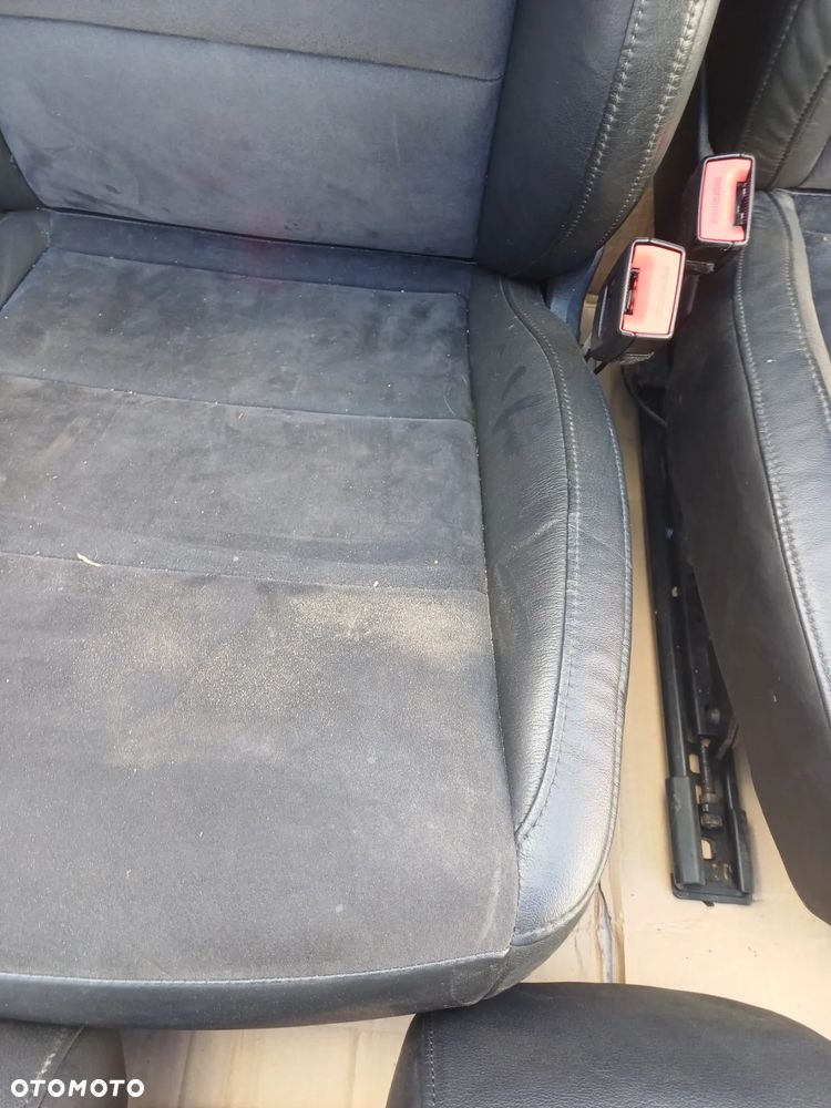 Fotele Skoda Superb 2 skóra alkantara grzane z pamieciami Kombi Europa - 31