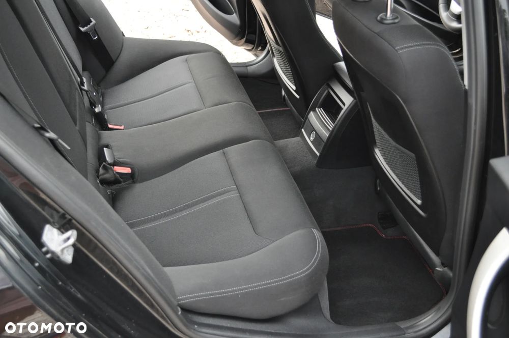 BMW Seria 3 318d Advantage - 27