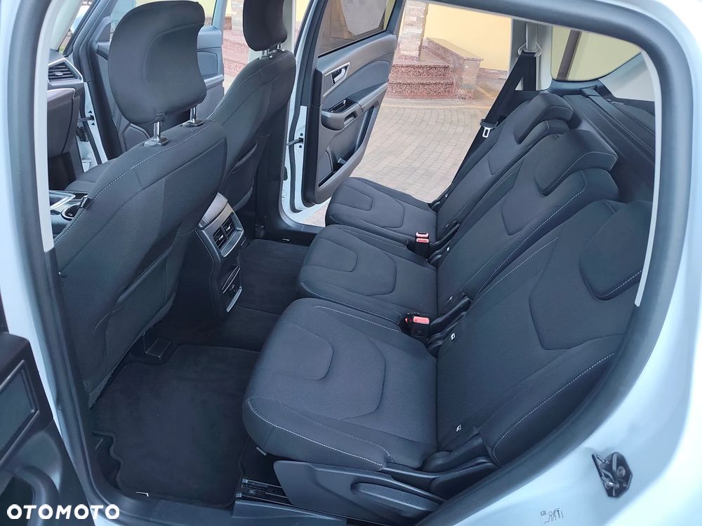 Ford S-Max 2.0 TDCi Trend - 27