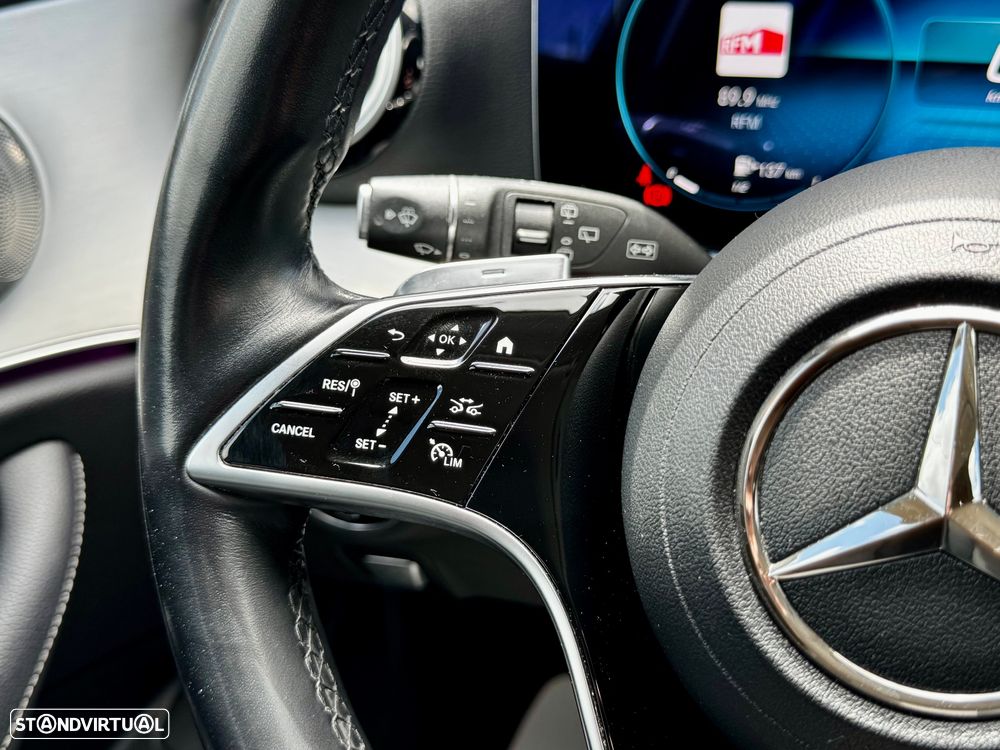 Mercedes-Benz E 300 de 4Matic 9G-TRONIC Avantgarde - 22