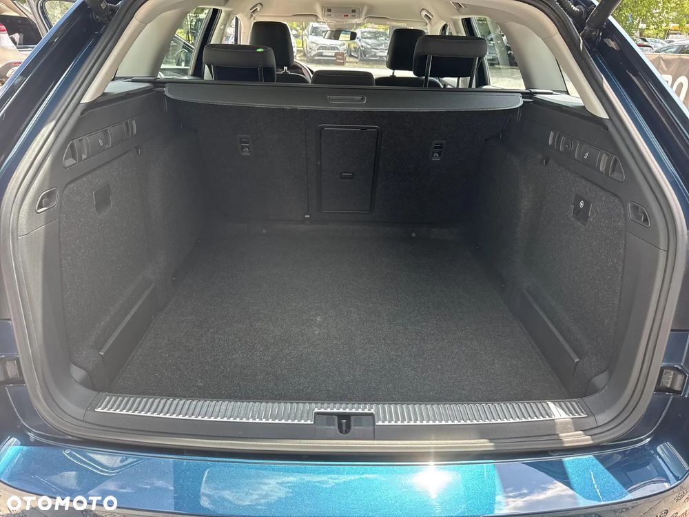 Skoda Superb 1.5 TSI Ambition DSG - 18