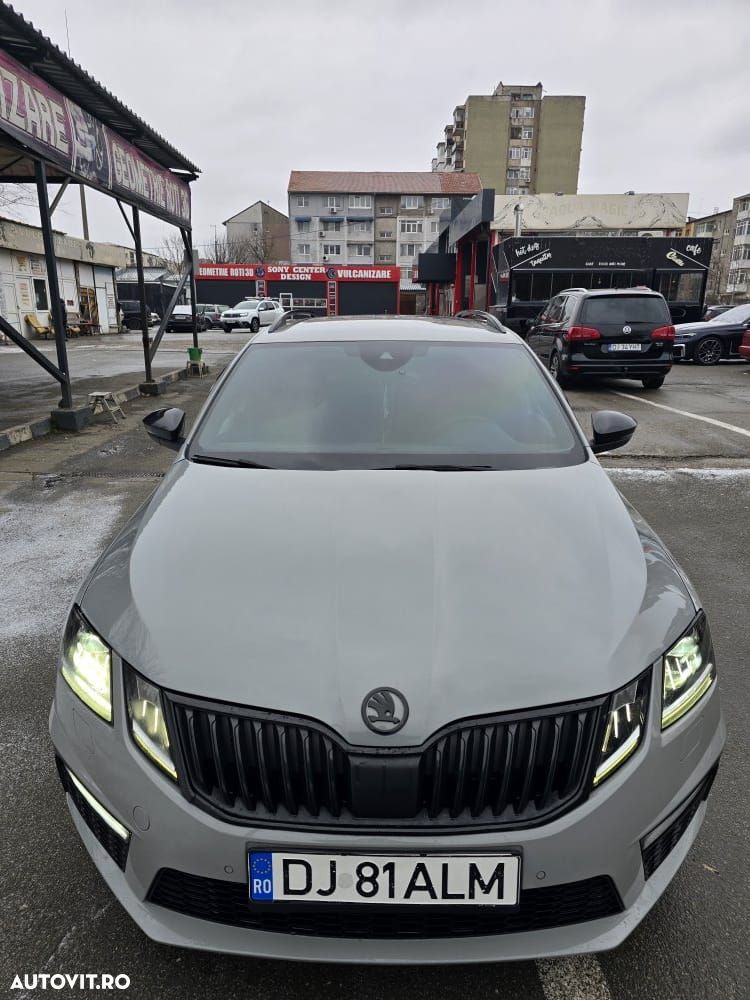 Skoda Octavia 2.0 TDI DSG 4X4 RS - 1