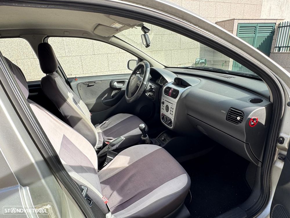 Opel Corsa 1.2 16V Confort - 9