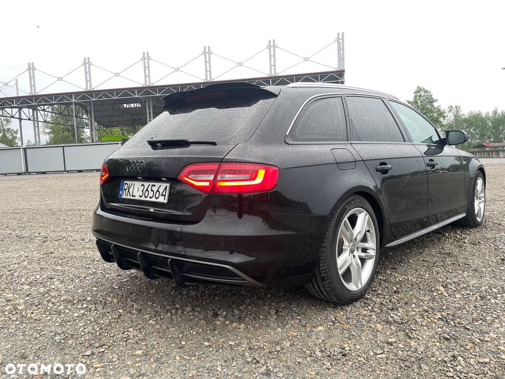 Audi A4 Avant 2.0 TDI DPF S line Sportpaket - 12