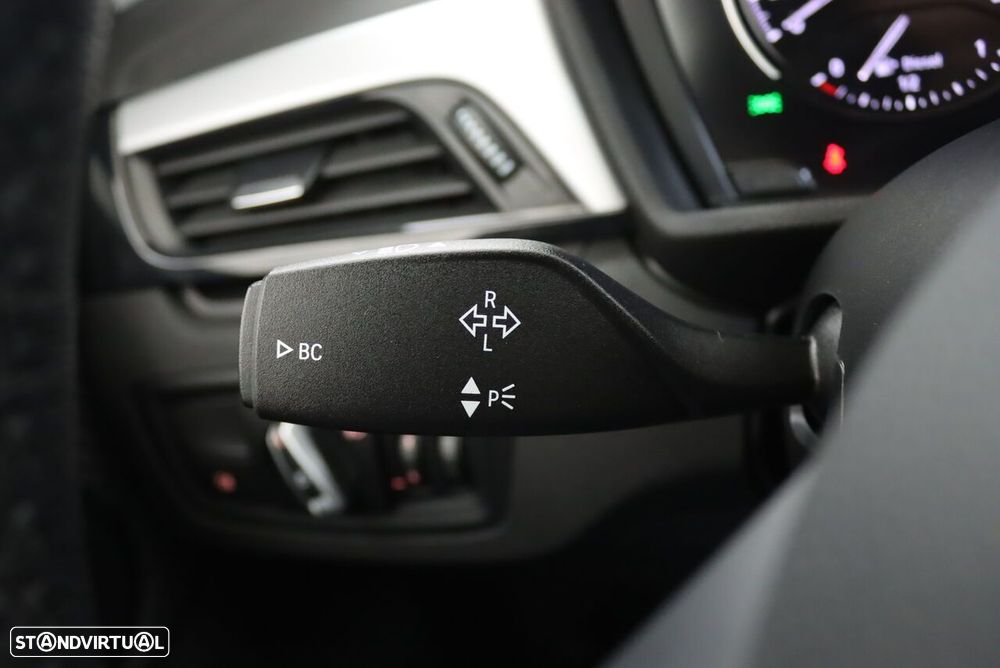 BMW X1 16 d sDrive Advantage Auto - 15