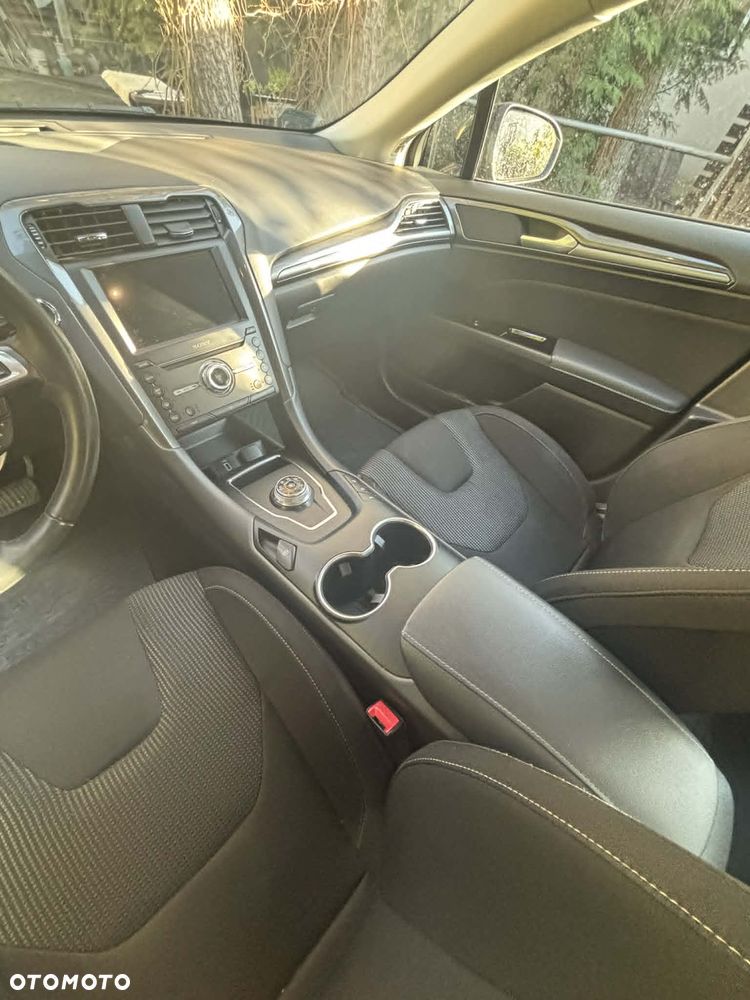Ford Mondeo 2.0 EcoBlue Titanium - 10