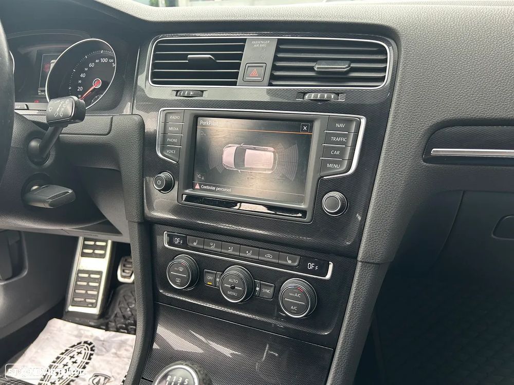 VW Golf 2.0 TDi GTD - 18