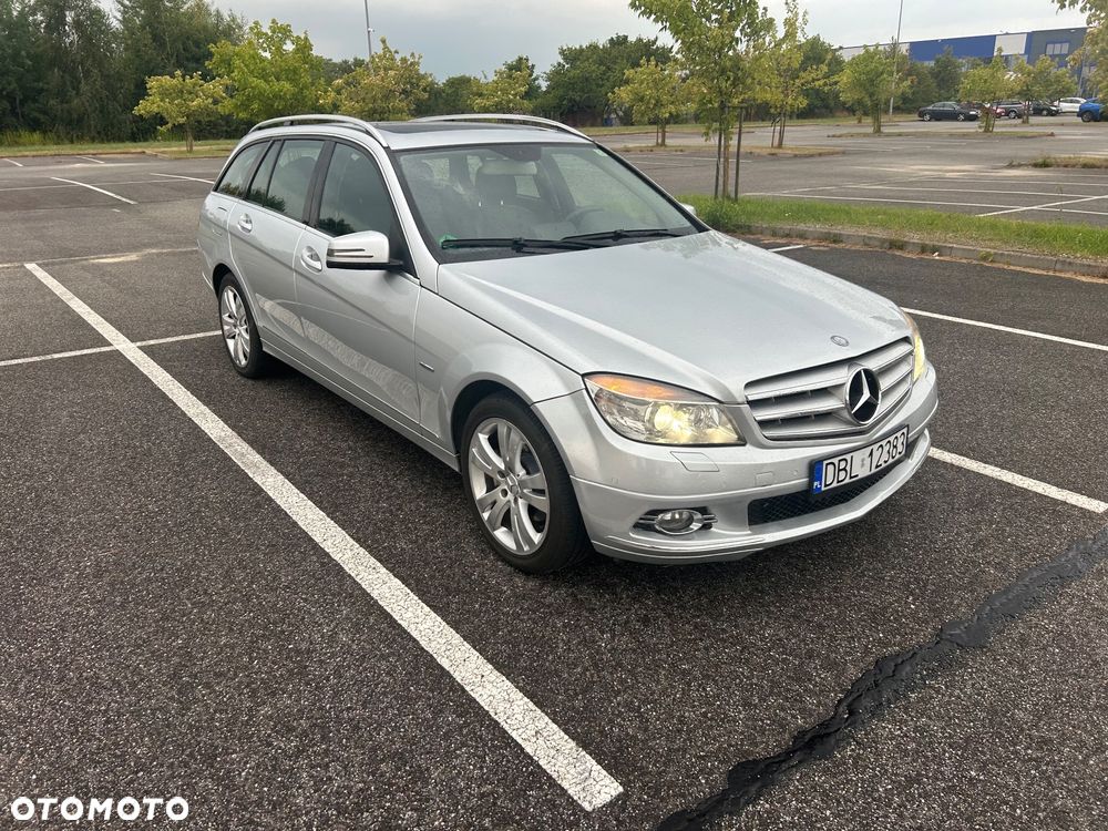 Mercedes-Benz Klasa C 220 CDI DPF Automatik BlueEFFICIENCY Avantgarde - 4