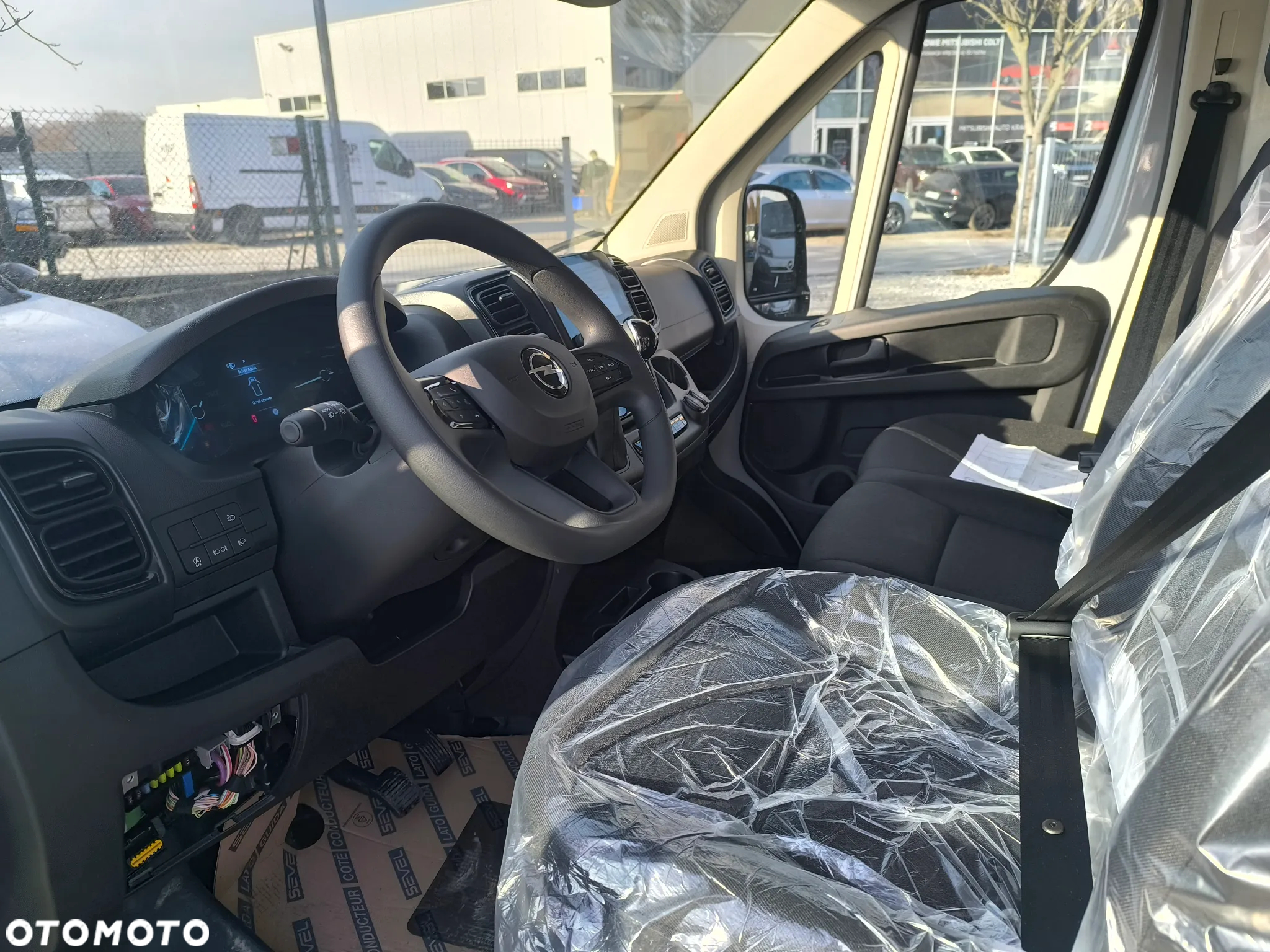 Opel Movano - 10