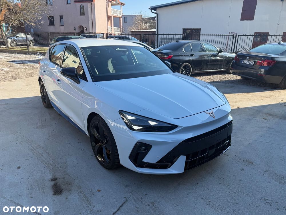 Cupra Leon 1.5 eTSI DSG - 1