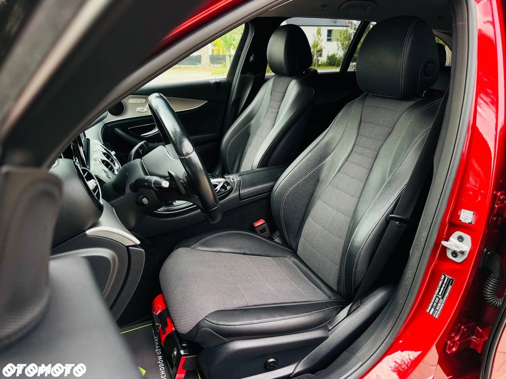 Mercedes-Benz Klasa E 220 d 9G-TRONIC Exclusive - 29