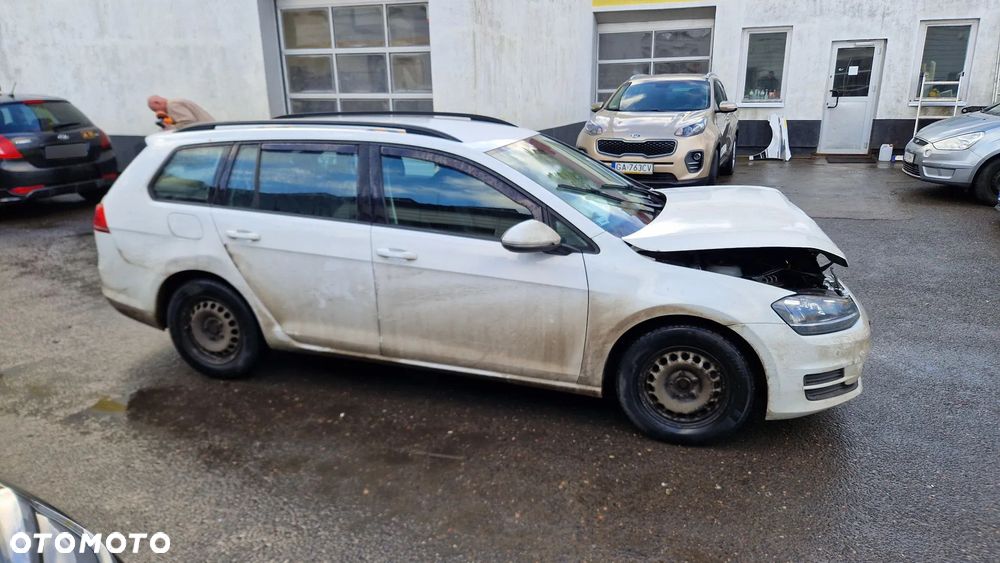 Volkswagen Golf 1.6 TDI BMT Comfortline - 1