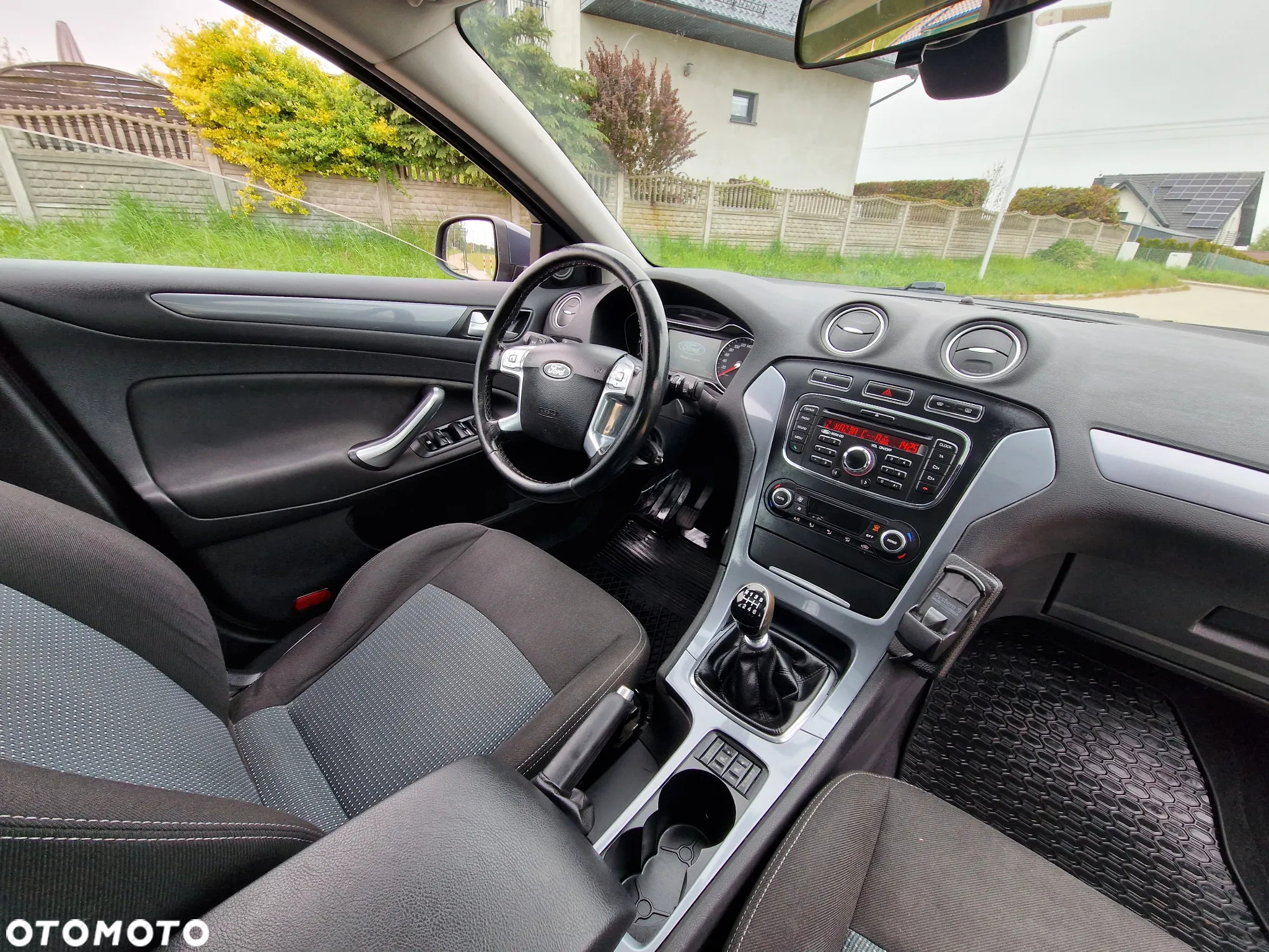 Ford Mondeo - 8