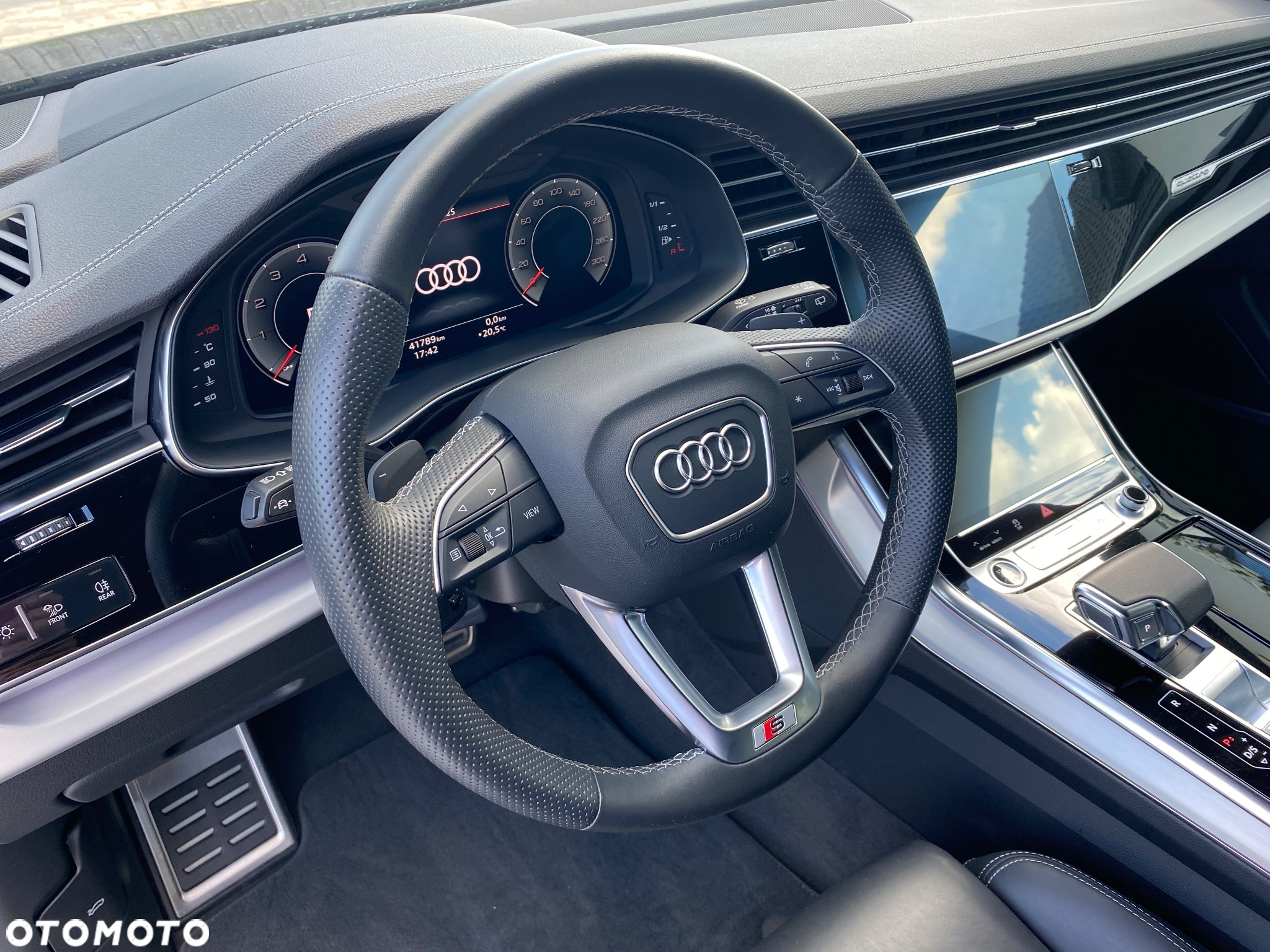 Audi Q8 55 TFSI quattro tiptronic - 25
