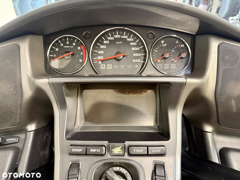 Honda GL - 9