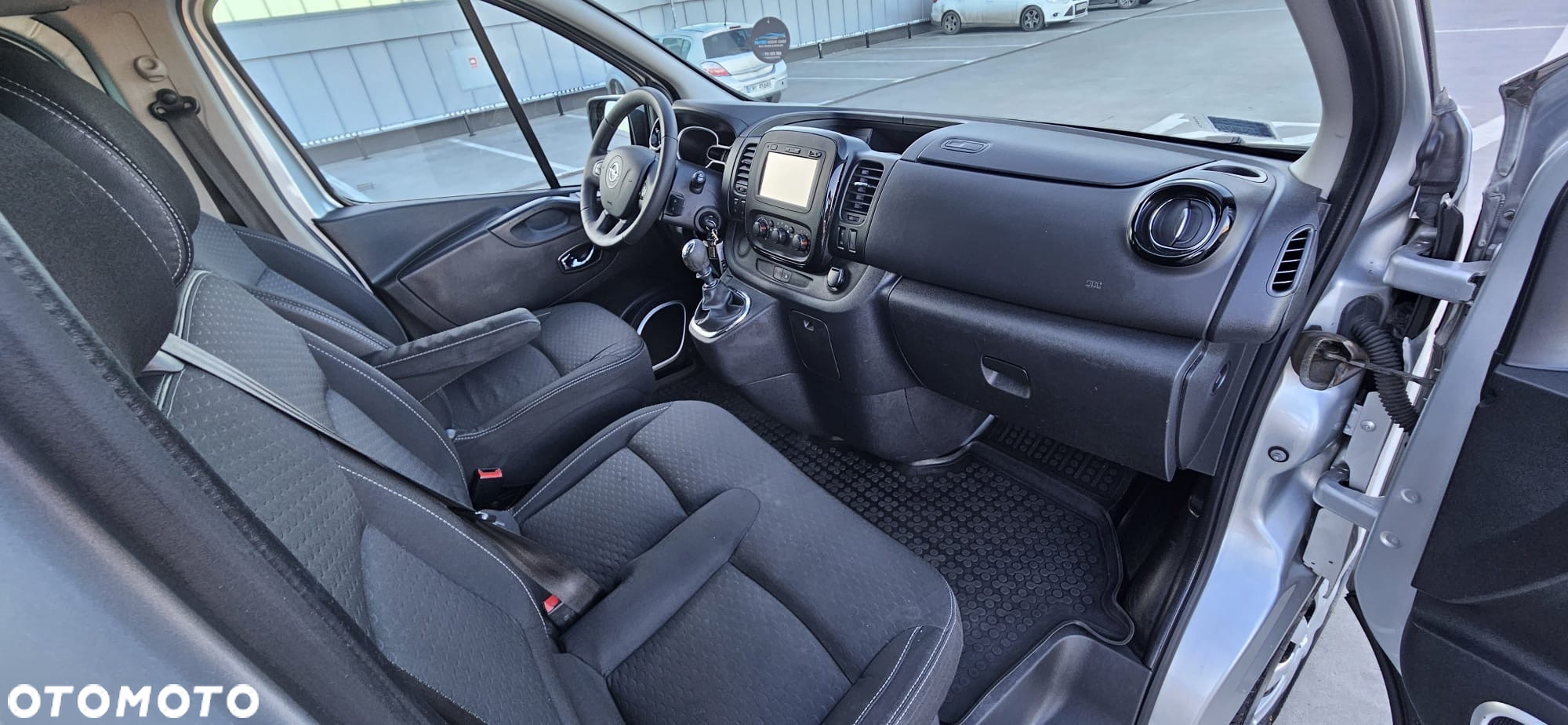 Opel Vivaro - 13