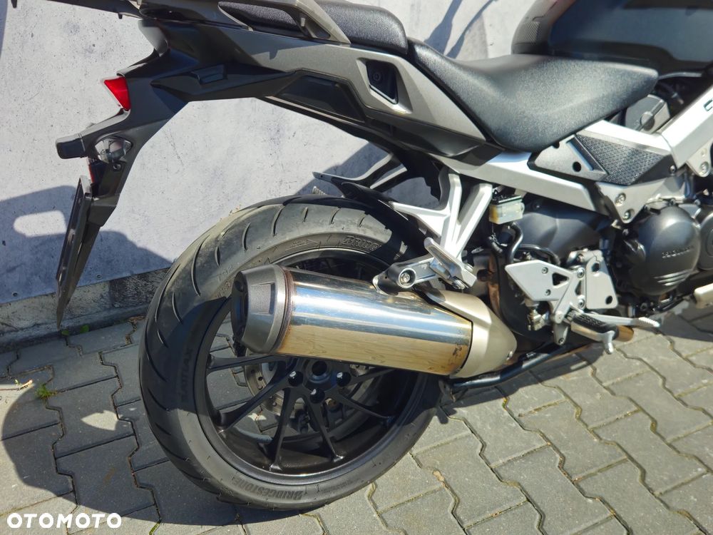 Honda VFR - 26