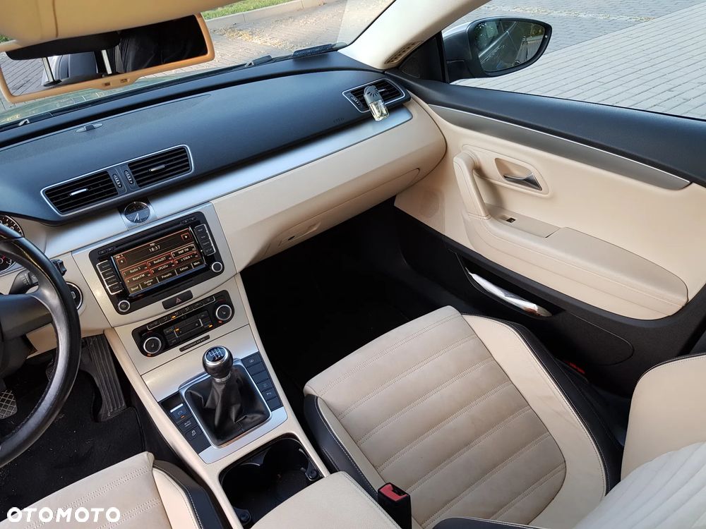 Volkswagen Passat CC 1.8 TSI - 12