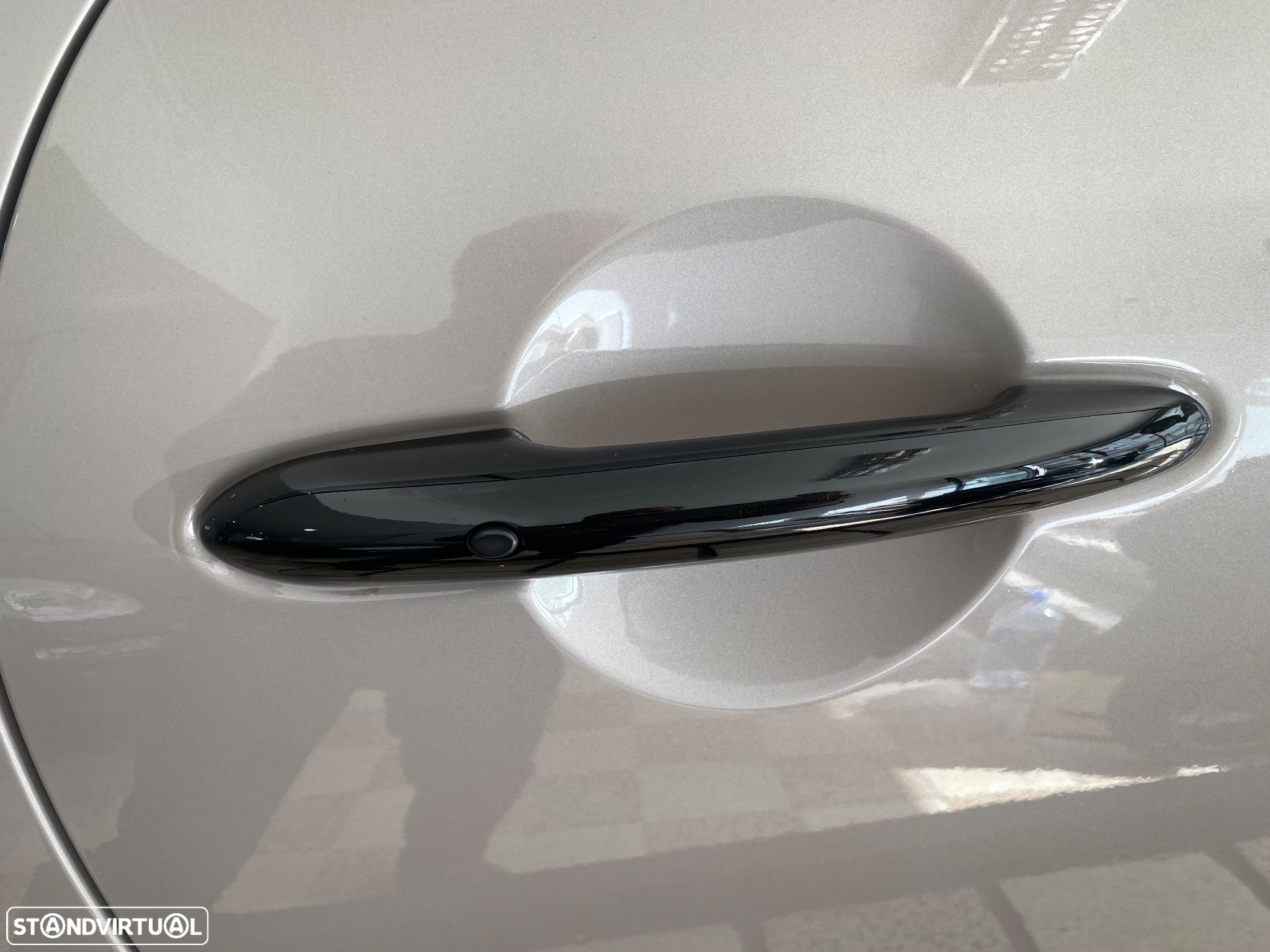 MINI 3 Portas Cooper SE Collection 2021 - 9