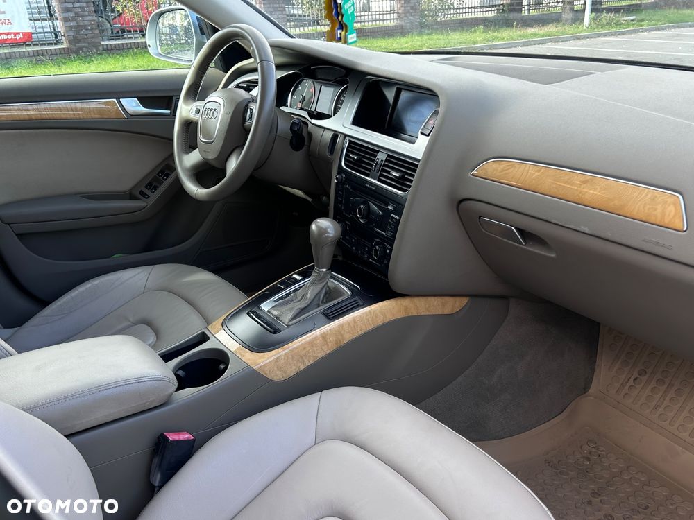 Audi A4 Avant 2.0 TDI DPF multitronic S line Sportpaket - 25