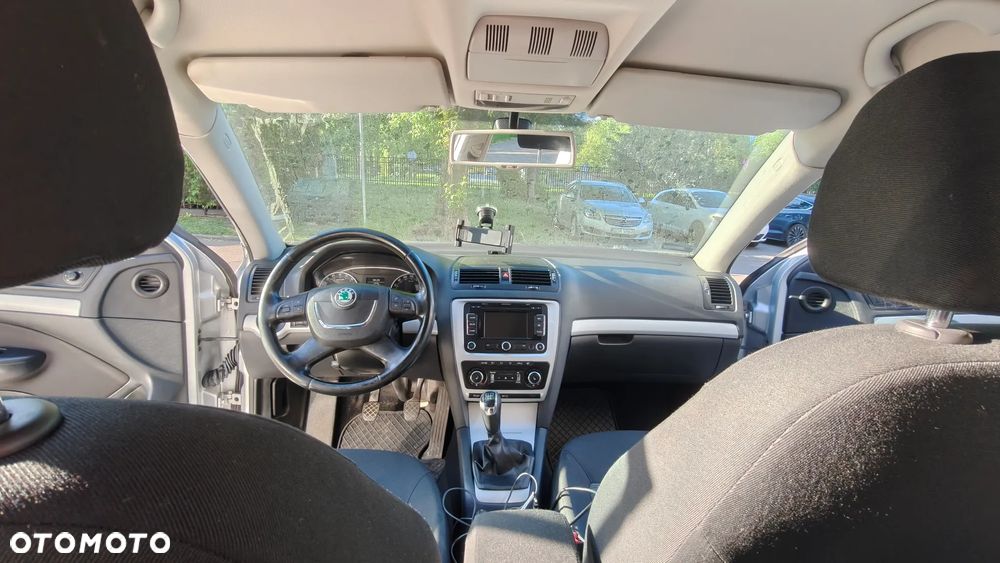 Skoda Octavia 1.6 TDI Ambiente - 10