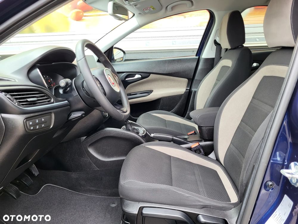 Fiat Tipo 1.4 T-Jet Lounge - 17