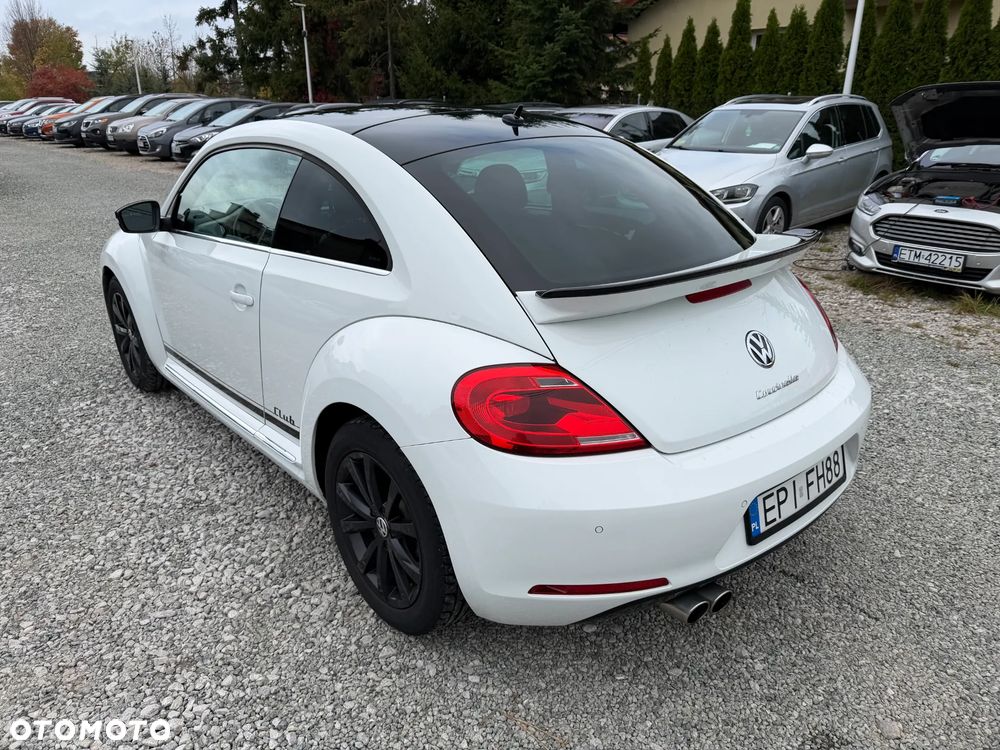 Volkswagen Beetle 2015 photo 4