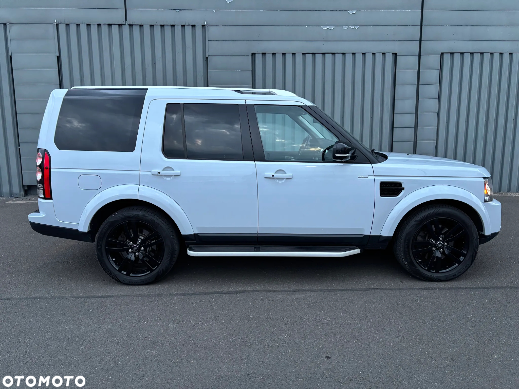 Land Rover Discovery IV 3.0 V6 SC Landmark - 9