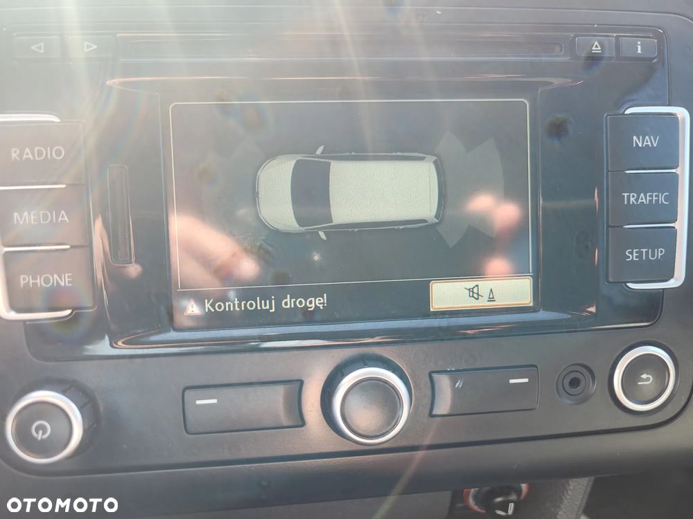 Volkswagen Touran 1.6 TDI DPF BlueMotion Technology Life - 35