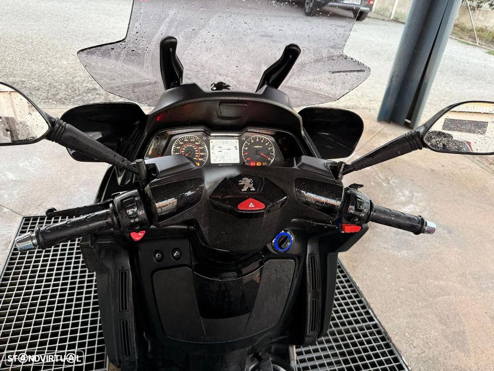 Peugeot Métropolis Black Edition - 7