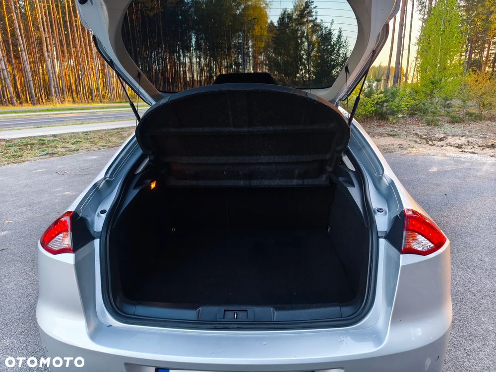Renault Laguna 2.0 DCi FAP GT - 18