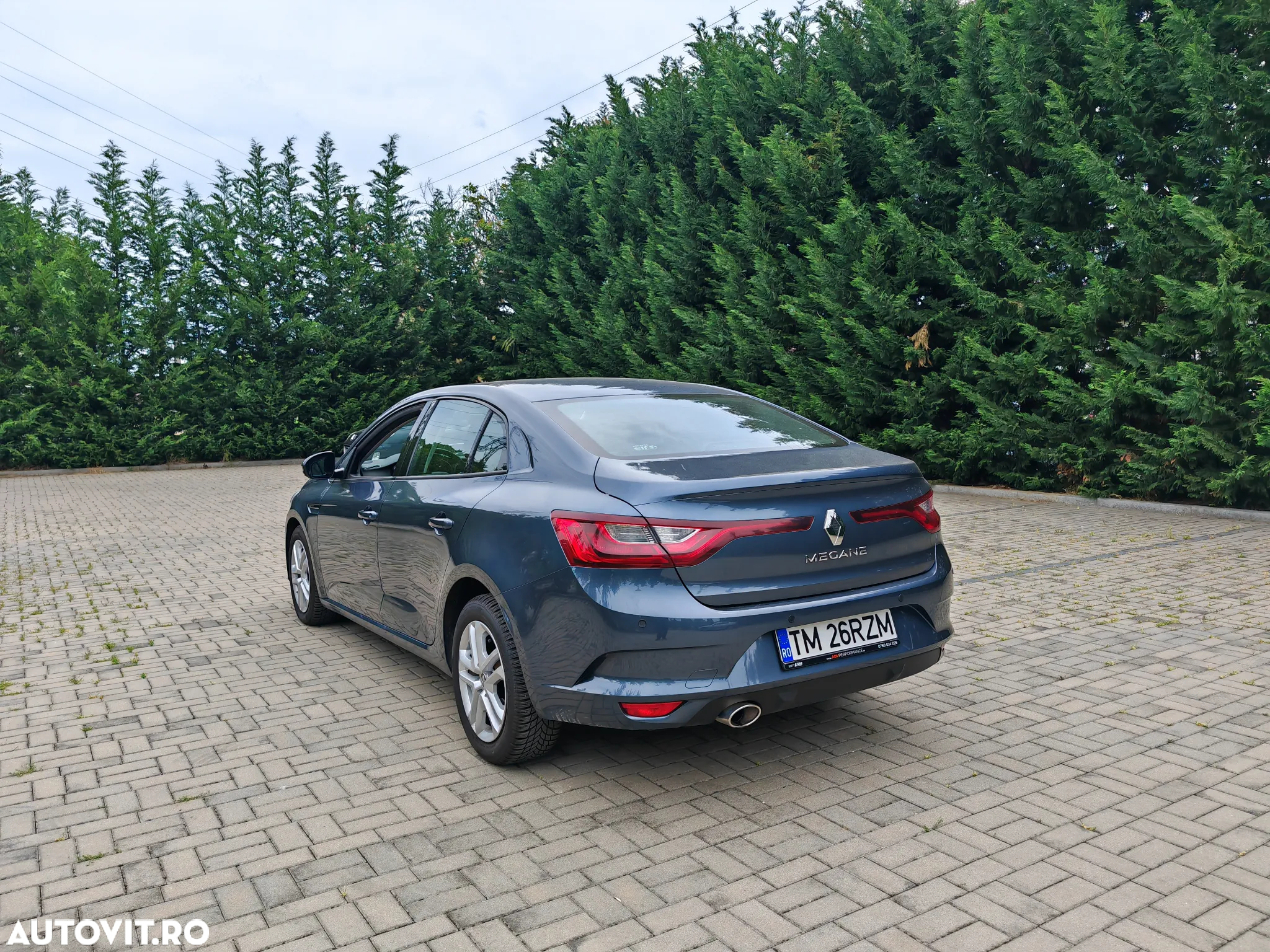 Renault Megane BLUE dCi Business - 11