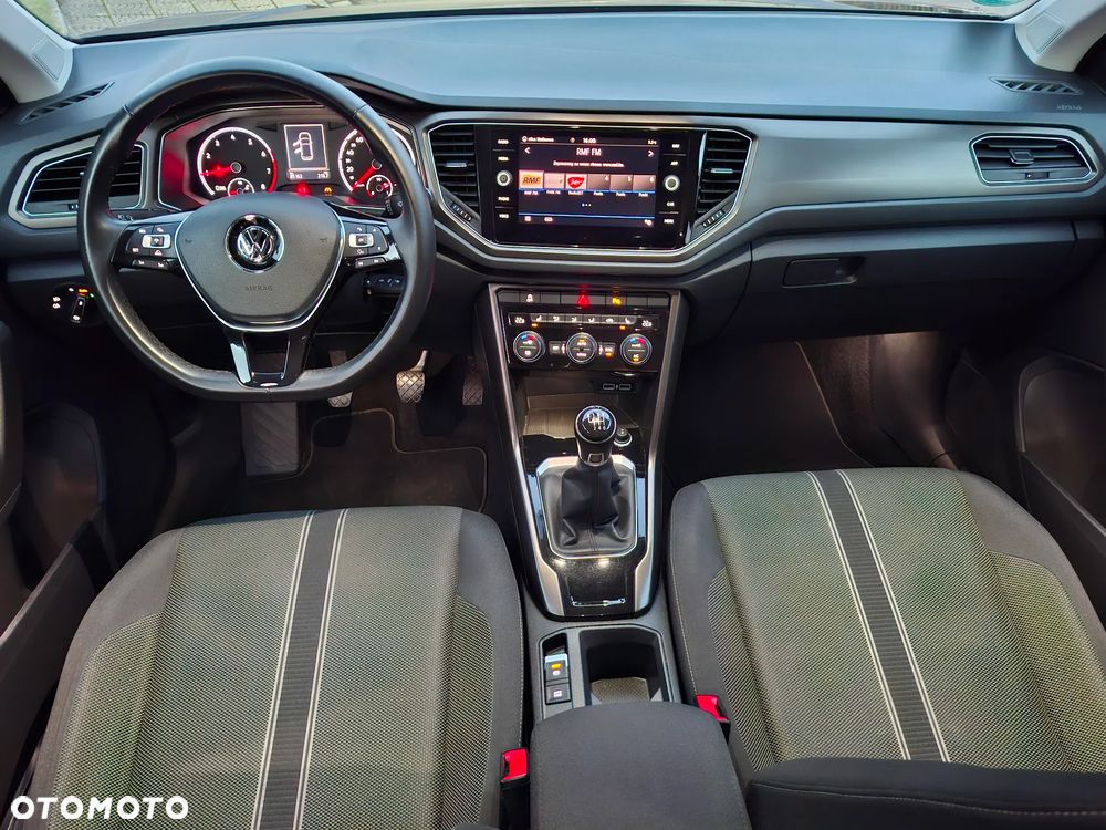 Volkswagen T-Roc 1.5 TSI ACT OPF IQ.DRIVE - 23