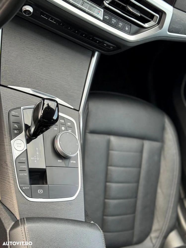 BMW Seria 3 330e xDrive Aut. Luxury Line - 9