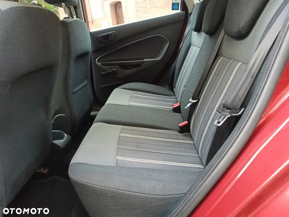 Ford Fiesta - 8
