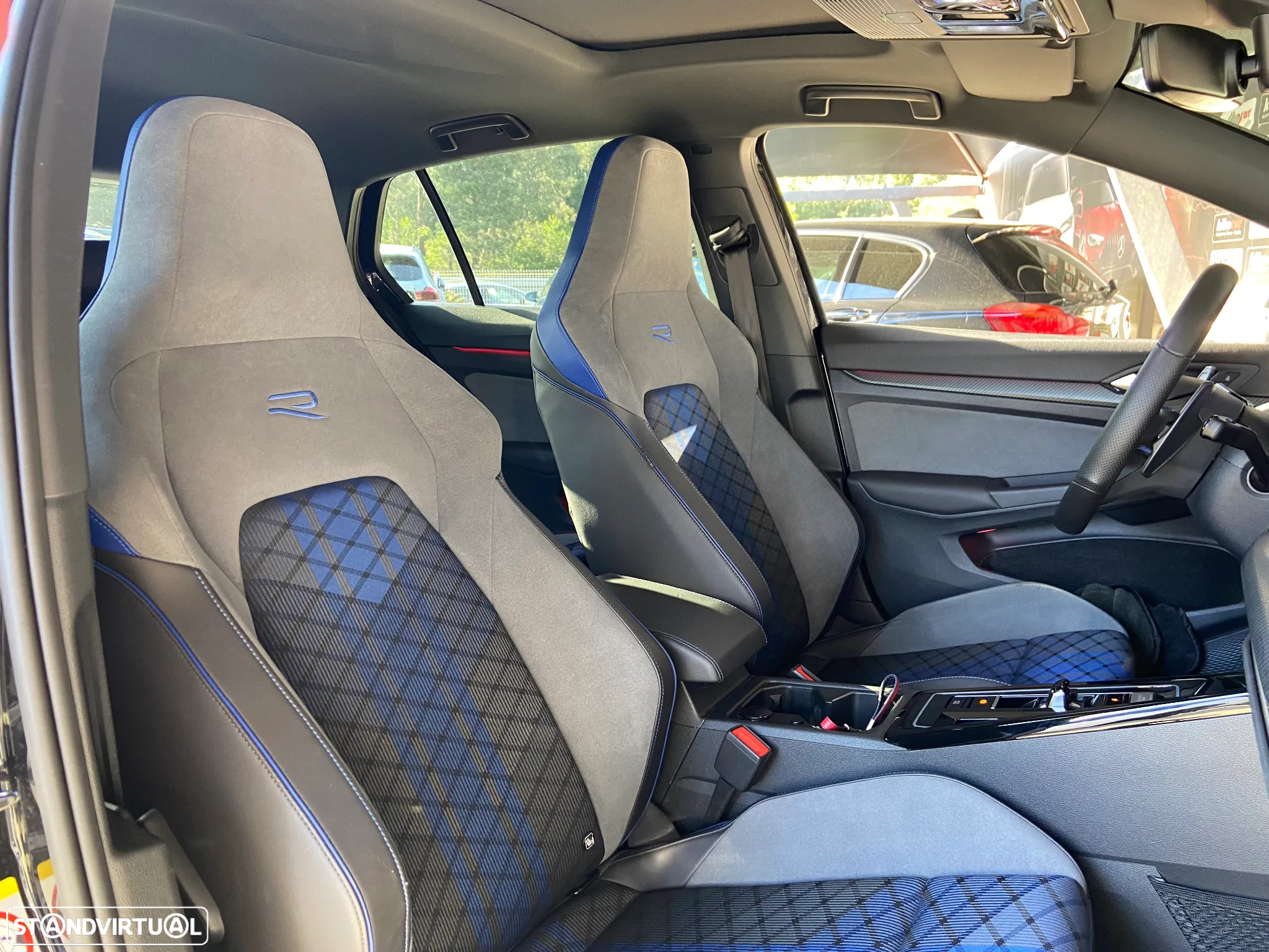 VW Golf 2.0 TSI OPF 4Motion DSG R Performance - 46