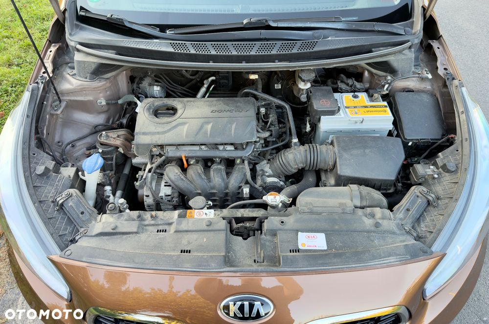 Kia Ceed 1.4 CVVT ISG Dream-Team Edition - 21