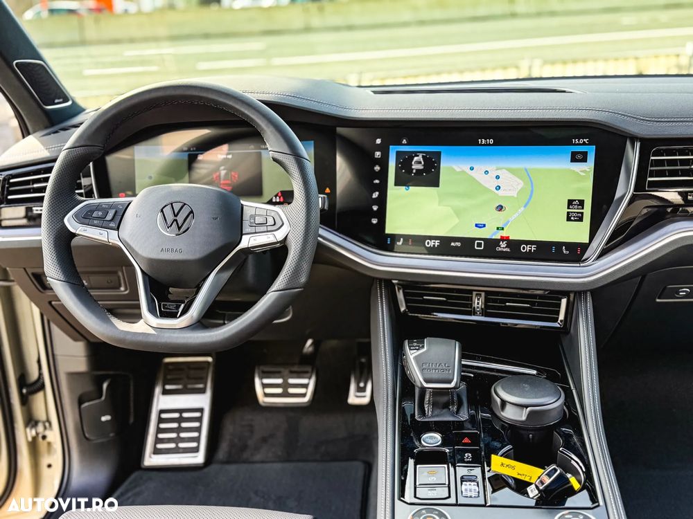 Volkswagen Touareg V6 TDI 4MOTION R-Line - 24