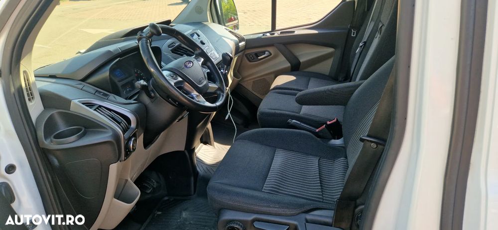 Ford Transit Custom - 11