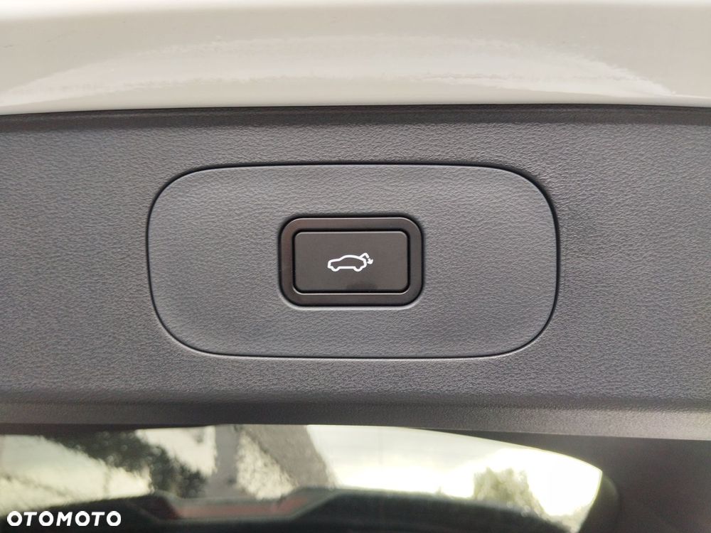 Geely Starray EM-i 1.5 PHEV Max DHT - 31