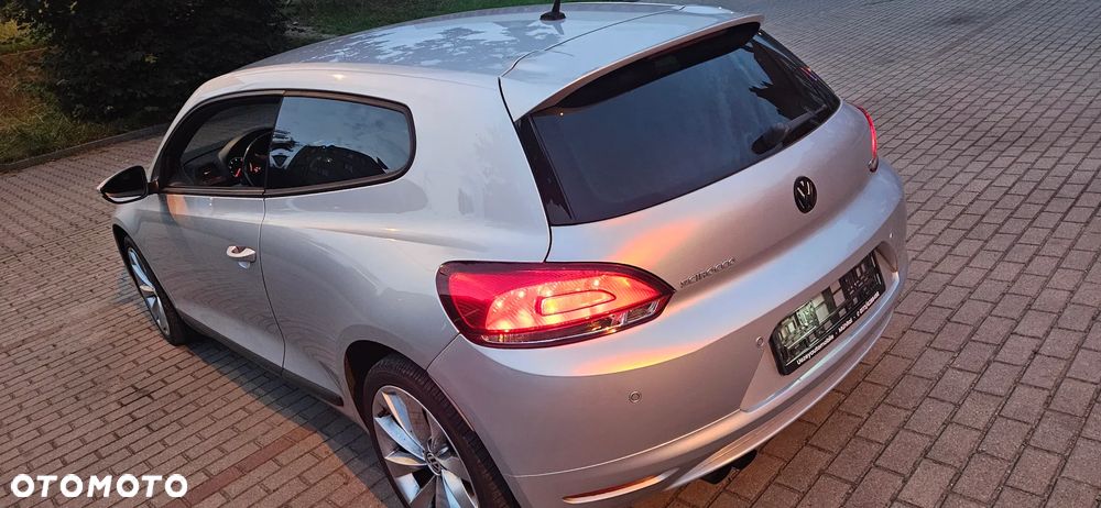 Volkswagen Scirocco 1.4 TSI BlueMotion Technology Club - 10