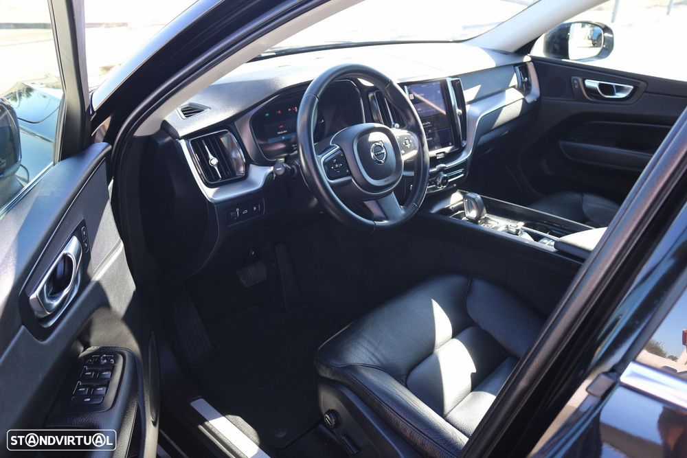 Volvo XC 60 2.0 T6 PHEV Inscription Expression AWD - 23