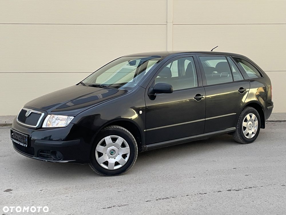 Skoda Fabia - 4